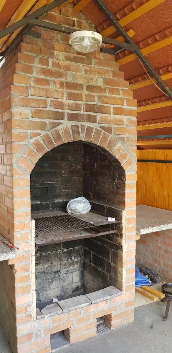 Kerti grillkemence